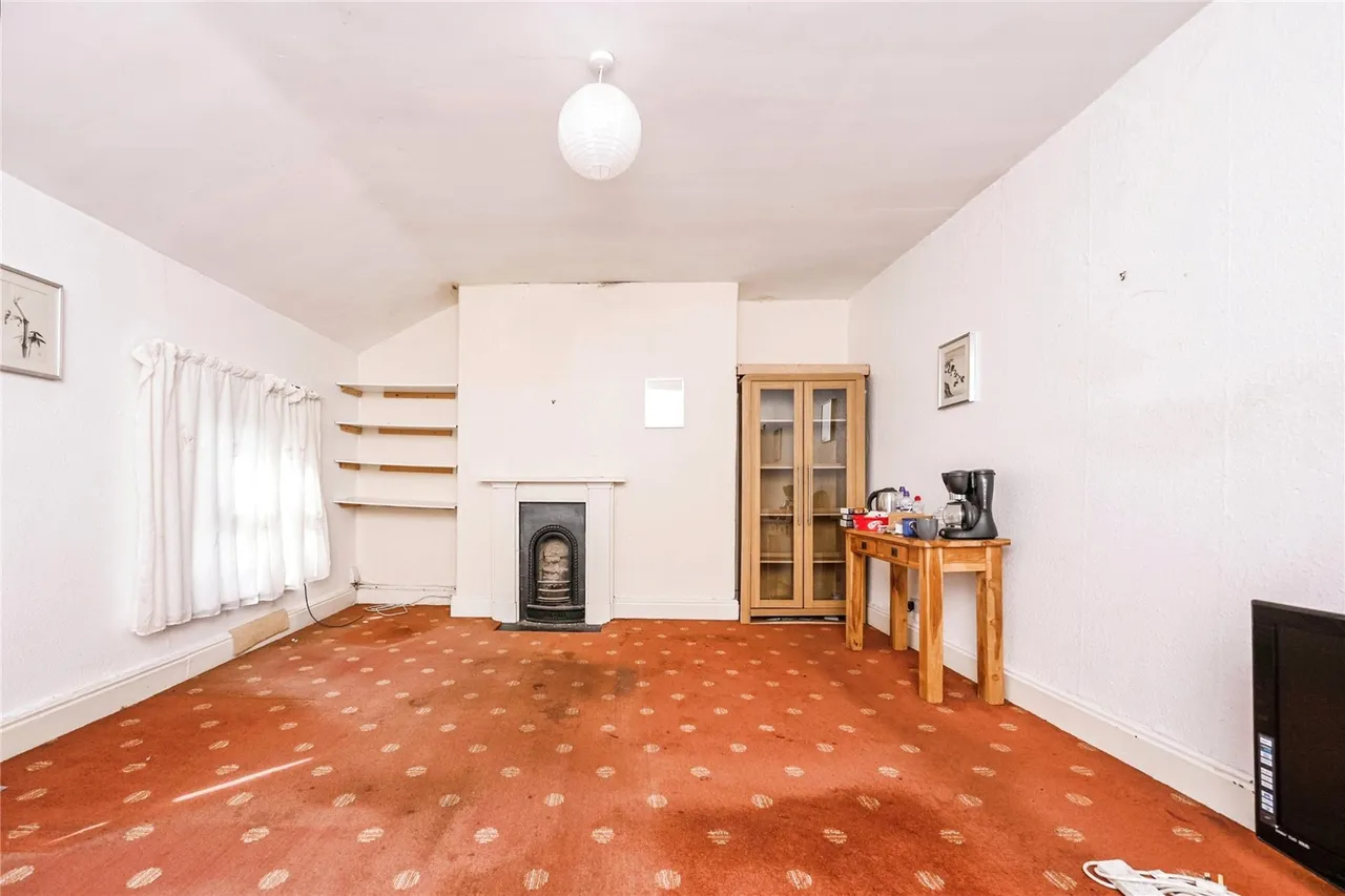Woburn Hill, Liverpool, L13, photo 11