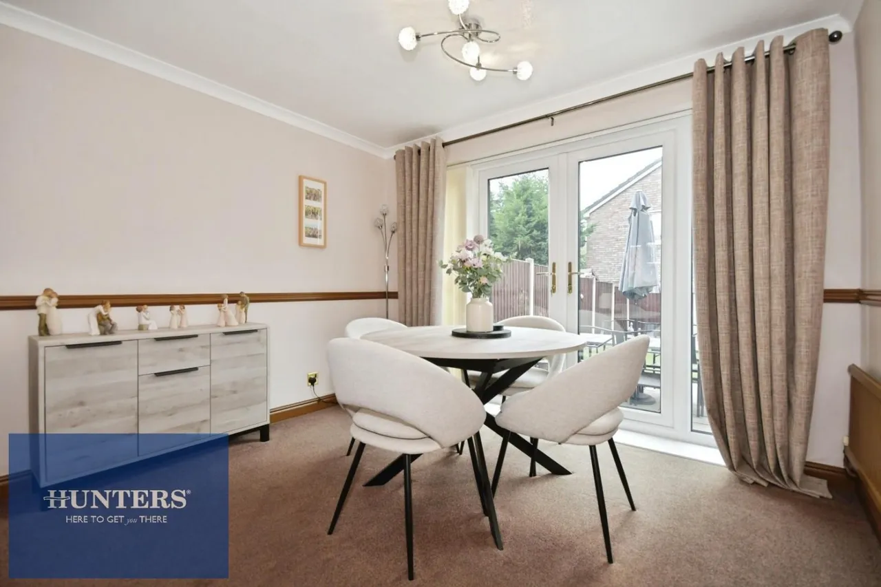 Newbridge Court, Old Whittington, S41, photo 7