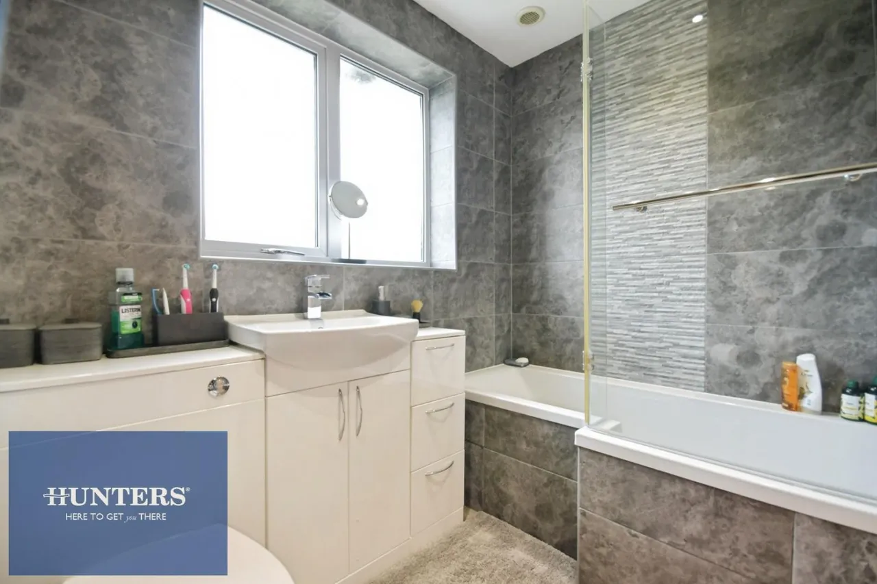 Newbridge Court, Old Whittington, S41, photo 14