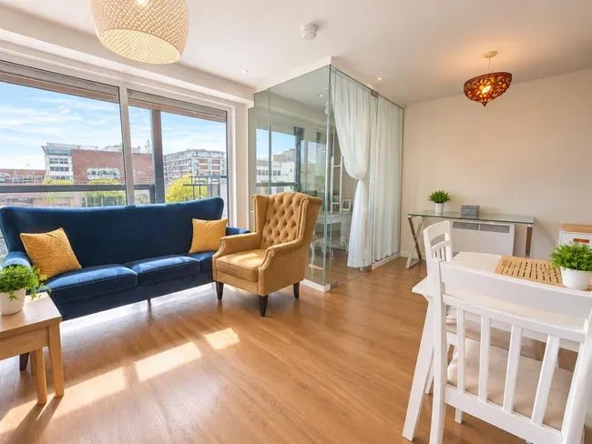 1 bed flat to rent — Bakers Road, Uxbridge