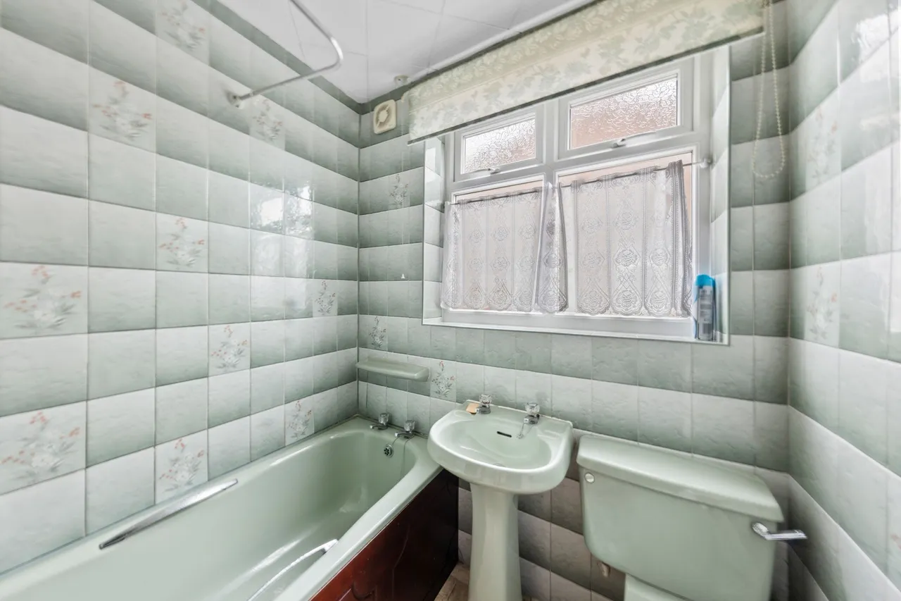 Gainsborough Road, Warrington, WA4, photo 9