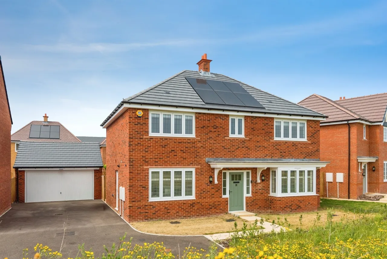 4 bed house for sale — Lower Ground Close, Brize Norton, CARTERTON