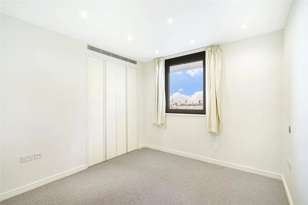 Eastfields Avenue, London, SW18, photo 6