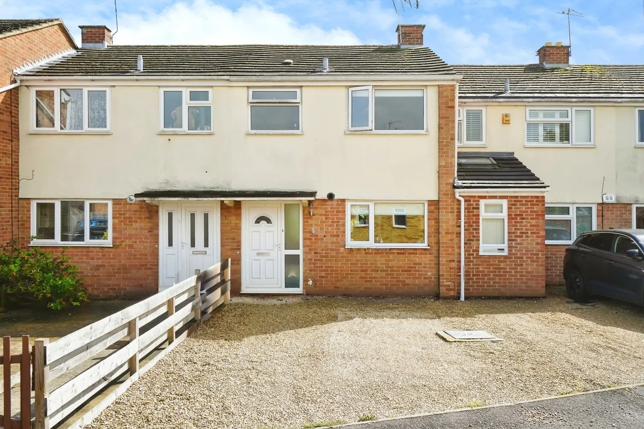 2 bed house for sale — Campbell Close, BICESTER, Oxfordshire, OX26