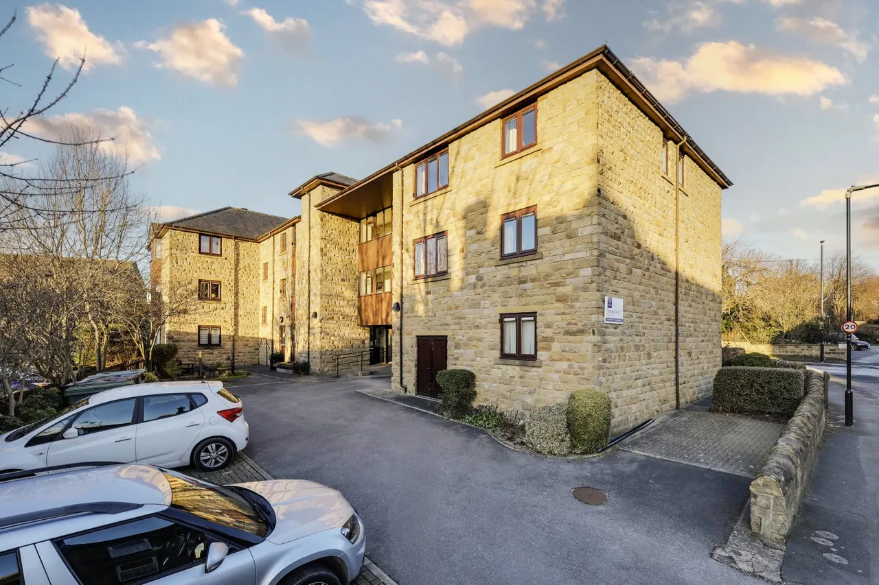Orchard Lane, Guiseley, LS20, photo 8
