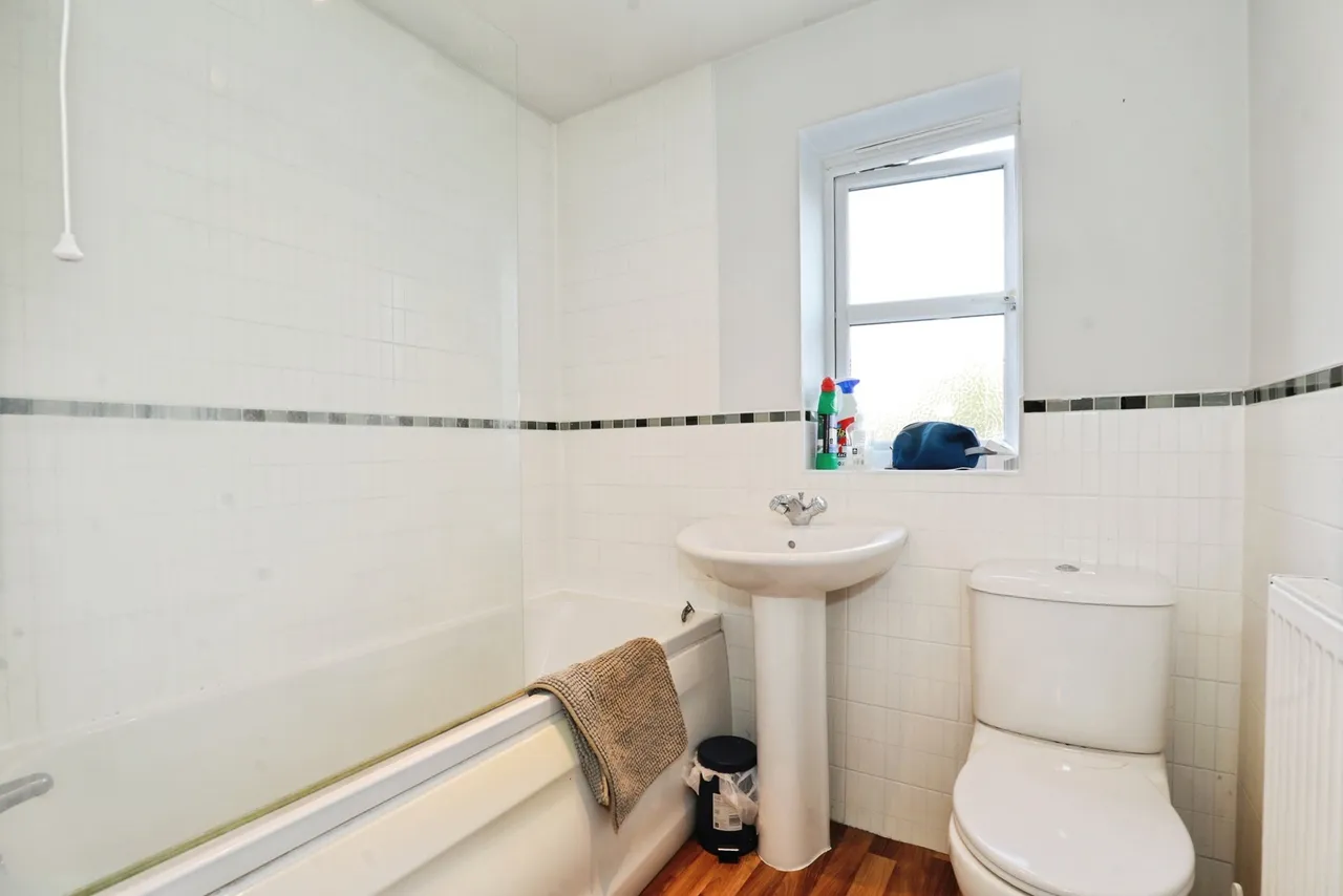 Ursuline Way, CREWE, Cheshire, CW2, photo 8