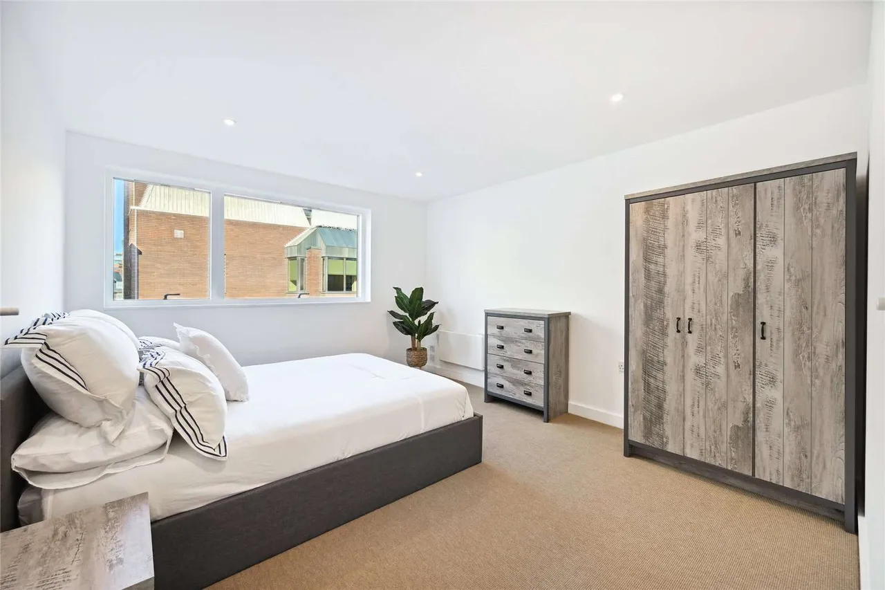 Pelham House, 65 Great Peter Street, Westminster, London, SW1P 2BP, photo 8