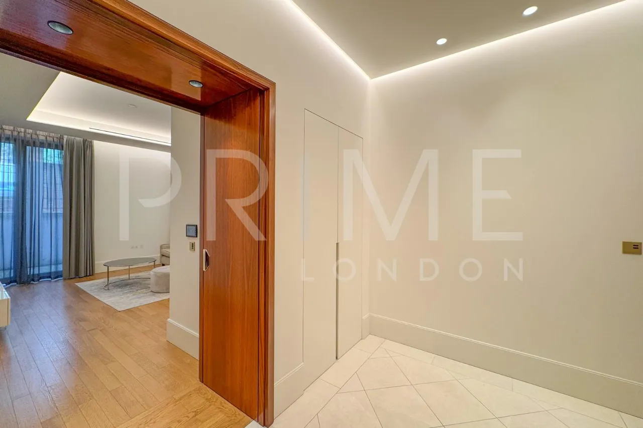 Lancer Square, Kensington, W8, photo 5