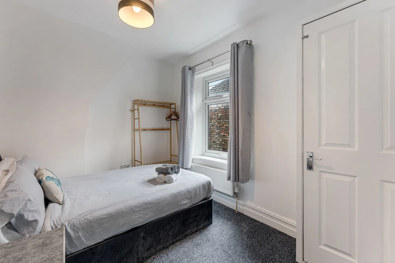 4, Birchfield Road, Widnes, Widnes, WA8 7SU, photo 15