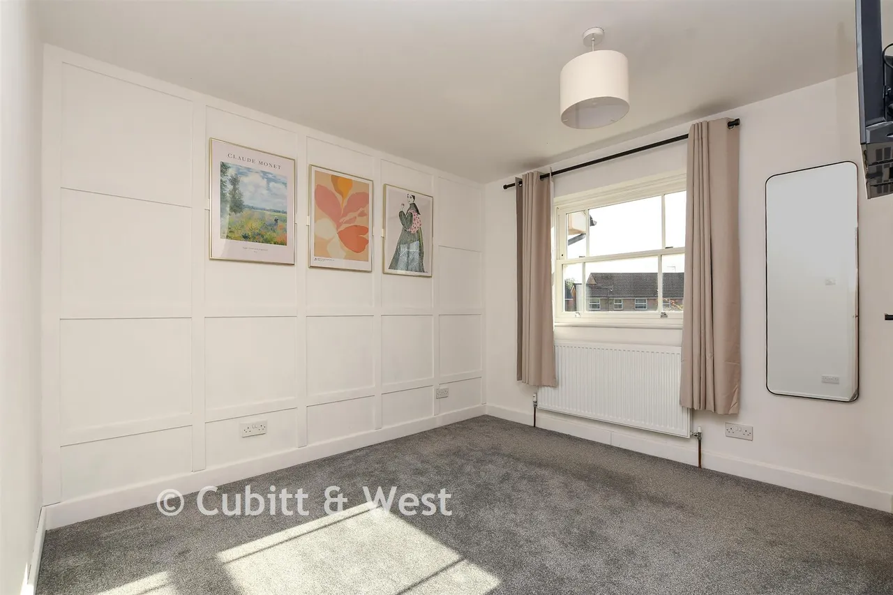 Wheeler Road, Maidenbower, RH10, photo 8