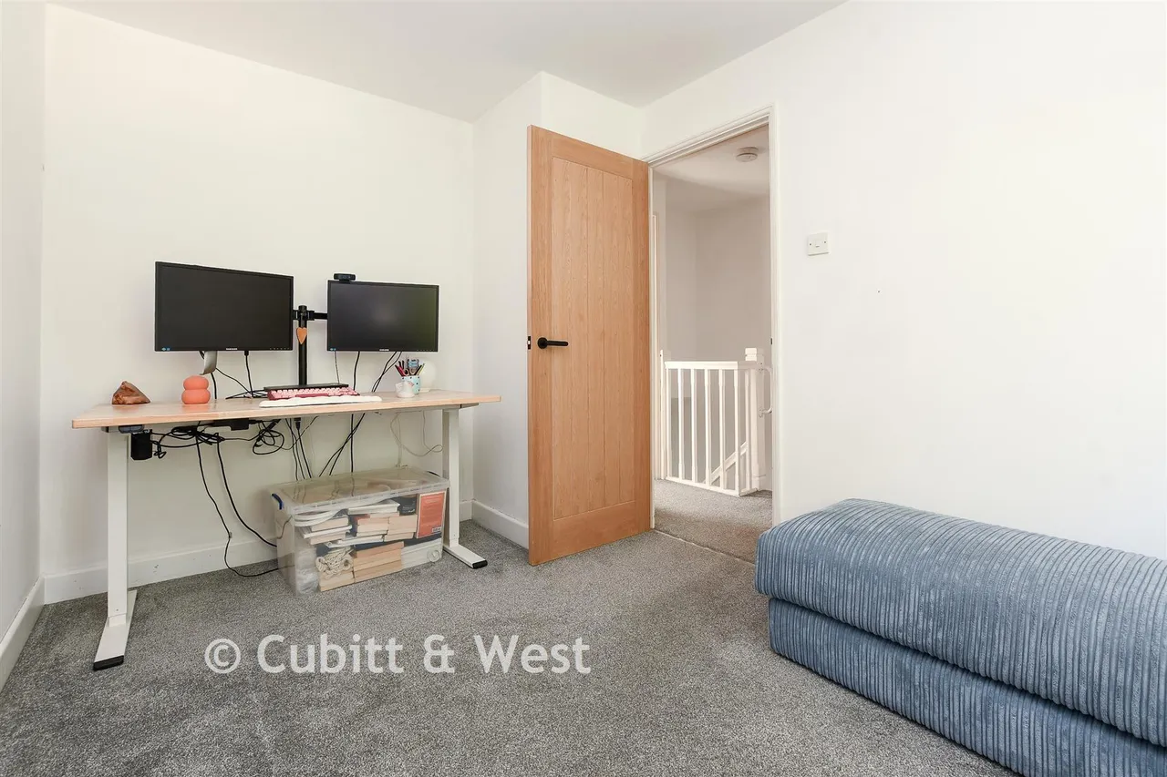 Wheeler Road, Maidenbower, RH10, photo 12