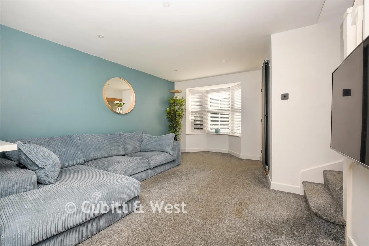 Wheeler Road, Maidenbower, RH10, photo 5