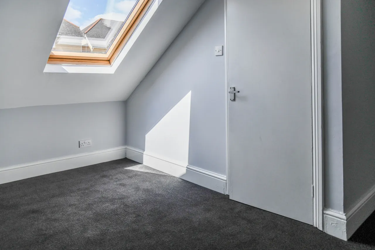 Priory Hill, Dartford, DA1 2BH, photo 5