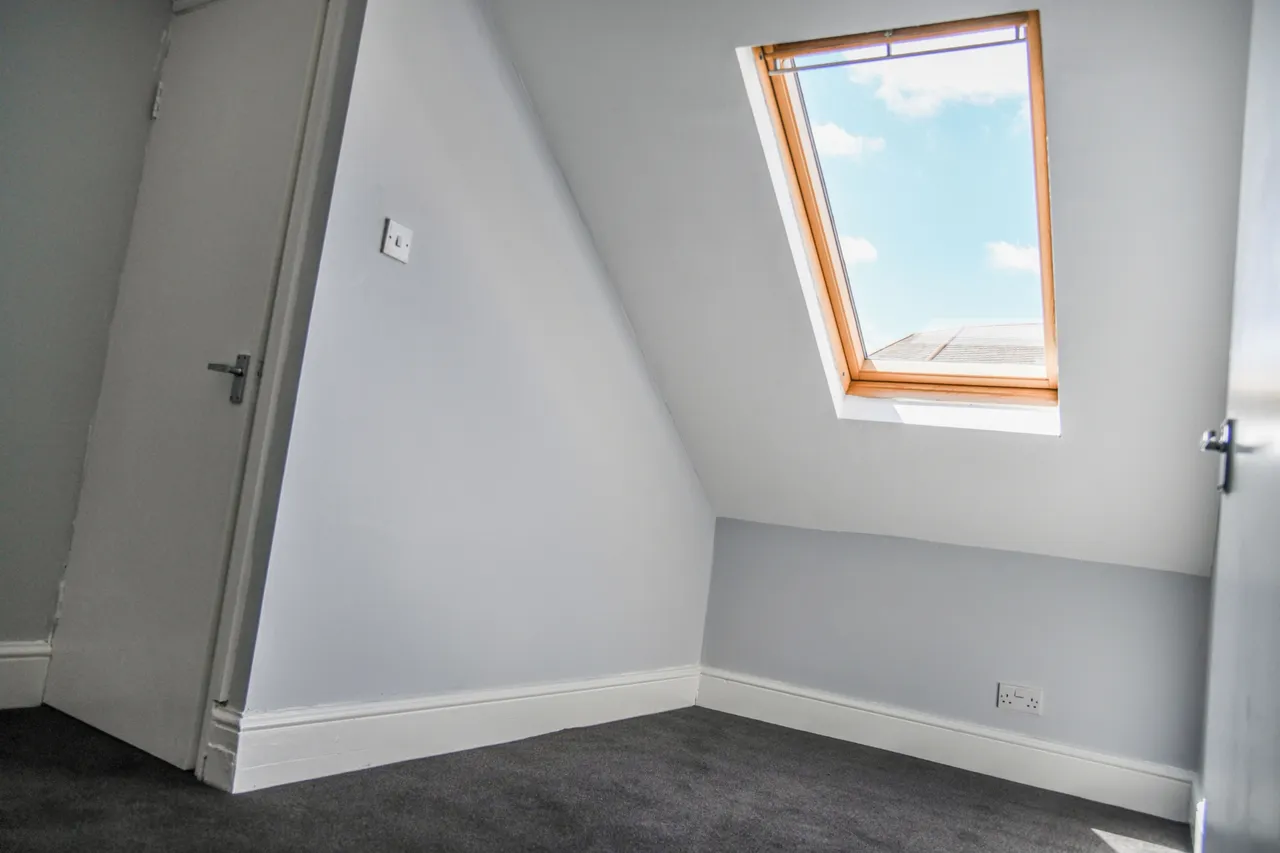 Priory Hill, Dartford, DA1 2BH, photo 7