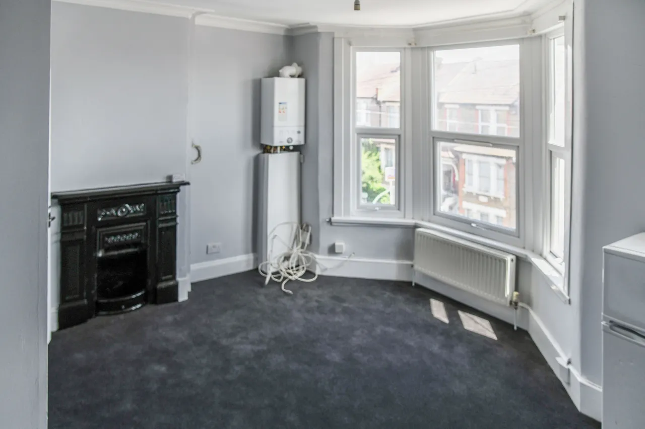Priory Hill, Dartford, DA1 2BH, photo 3