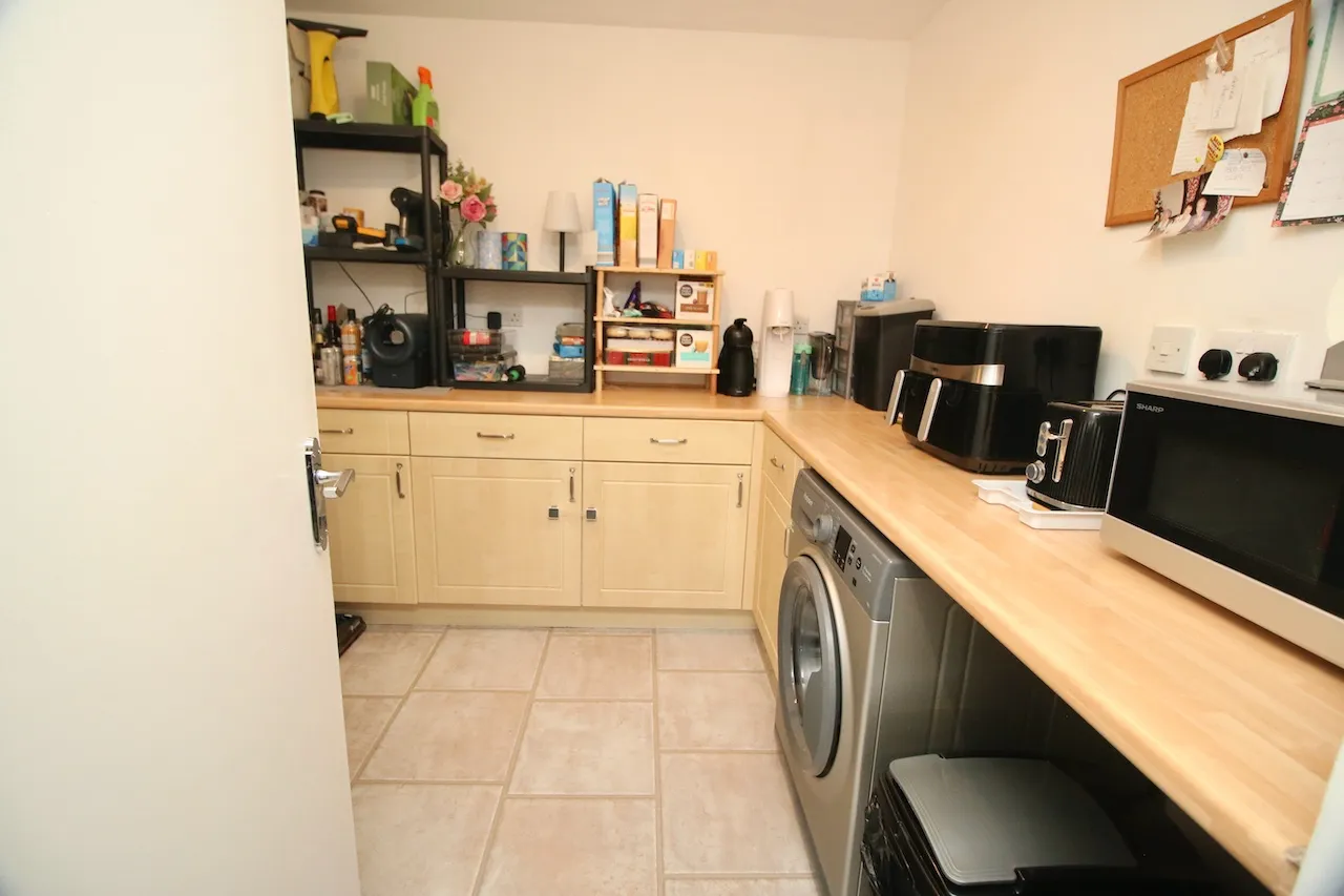 Glen Clova Drive, Cumbernauld, G68 0DL, photo 16