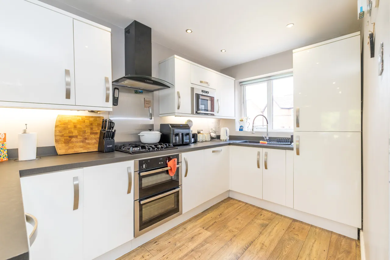 Hartington Drive, Standish, WN6, photo 4