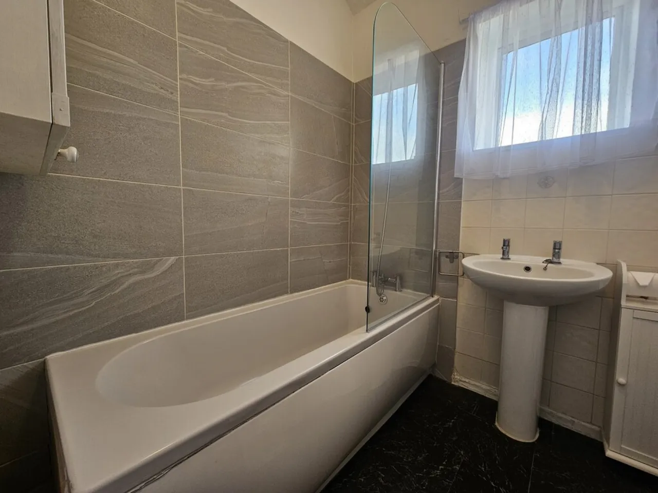Constance Street, Saltaire, BD18, photo 11