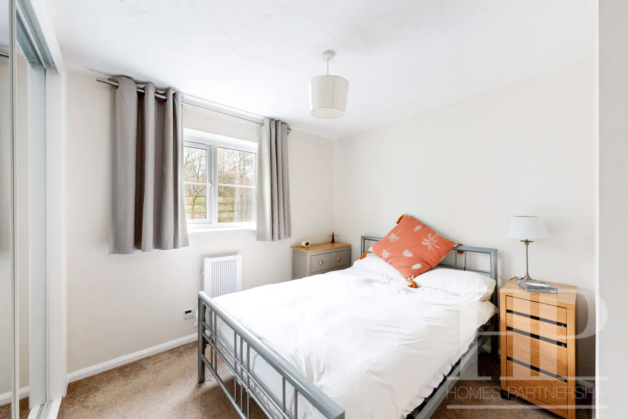 Dakin Close, Maidenbower, RH10, photo 4
