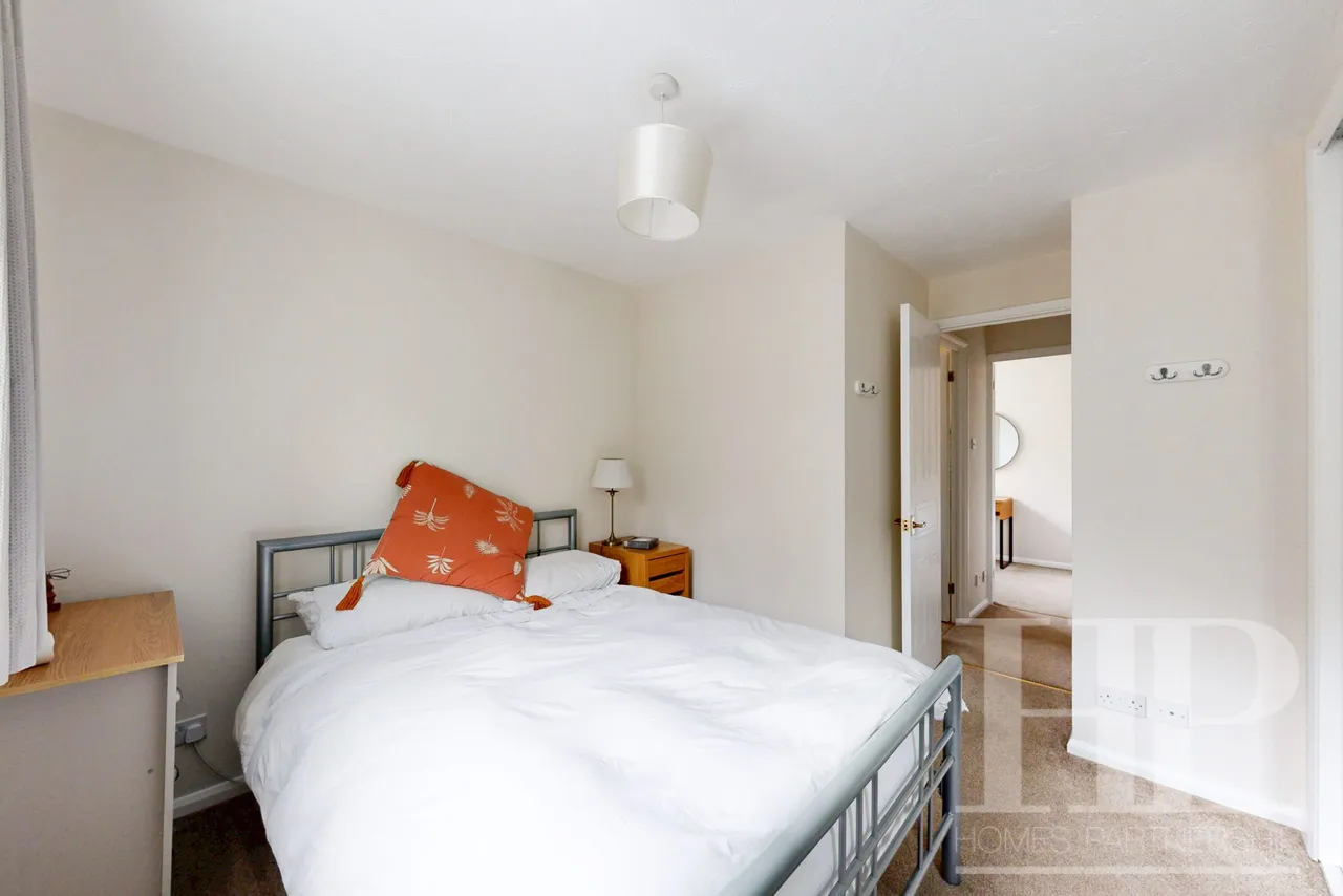 Dakin Close, Maidenbower, RH10, photo 6