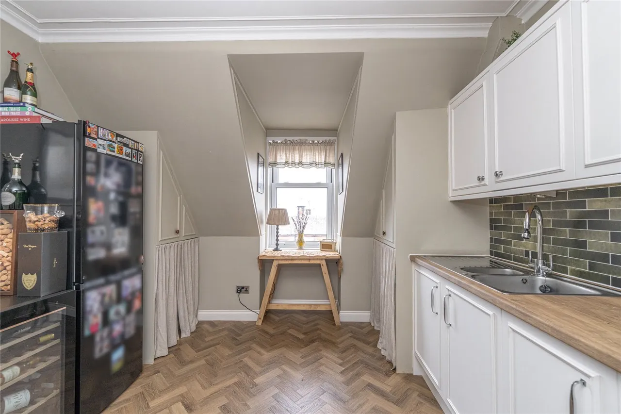 Braid Crescent, Edinburgh, EH10, photo 8