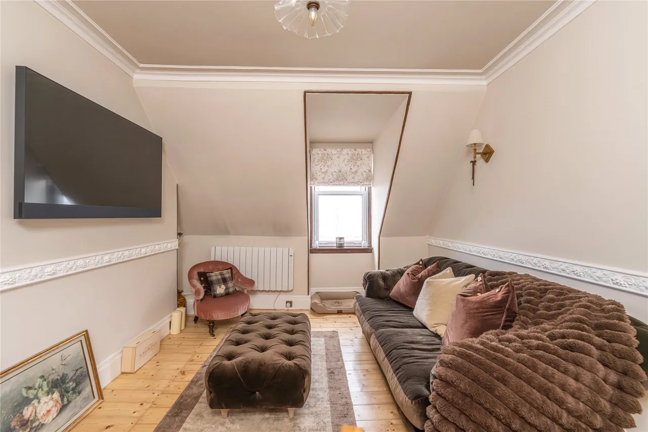 Braid Crescent, Edinburgh, EH10, photo 5
