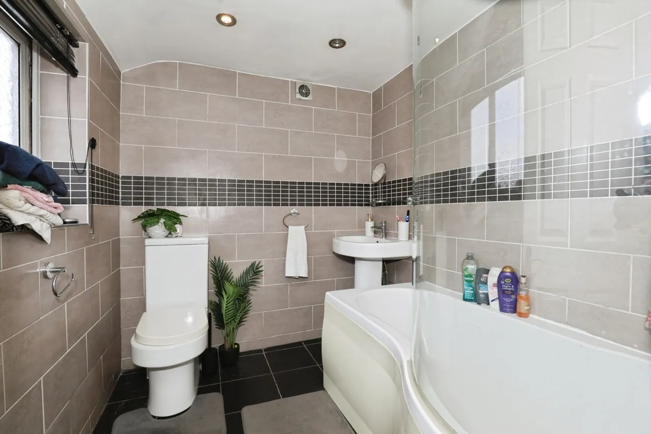 Dingle Lane, Winsford, Cheshire, CW7, photo 11