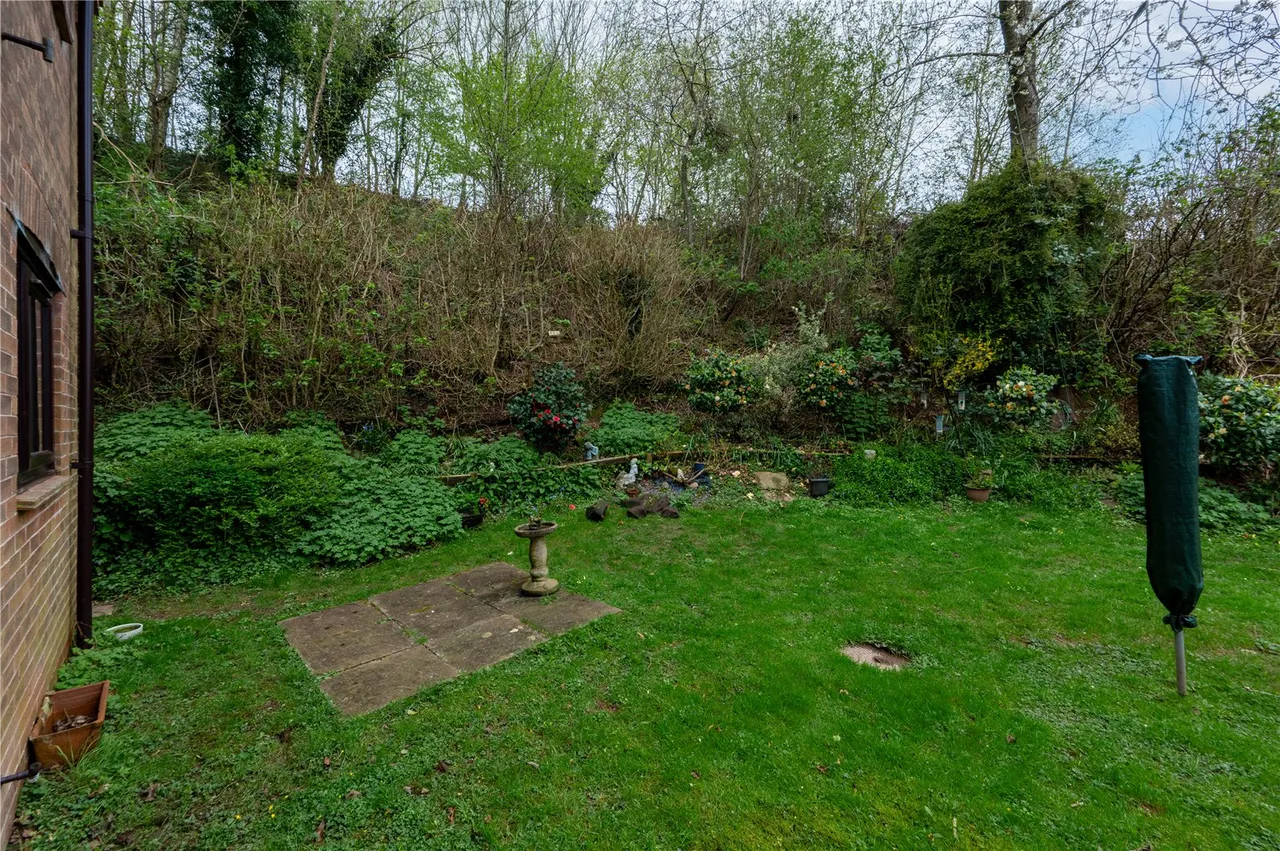 Willow Tree Drive, Barnt Green, Birmingham, Worcestershire, B45 8PB, photo 10