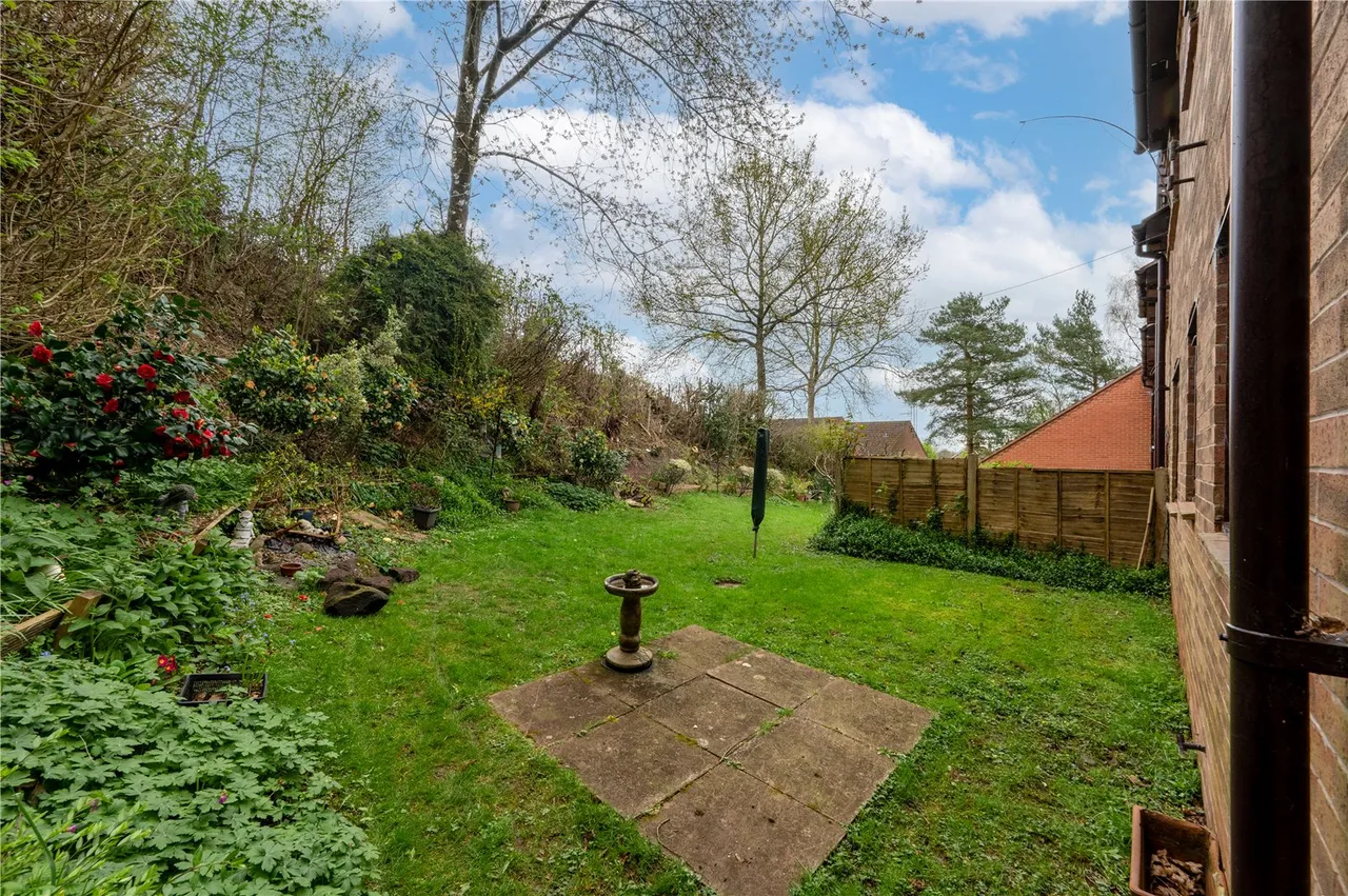 Willow Tree Drive, Barnt Green, Birmingham, Worcestershire, B45 8PB, photo 9