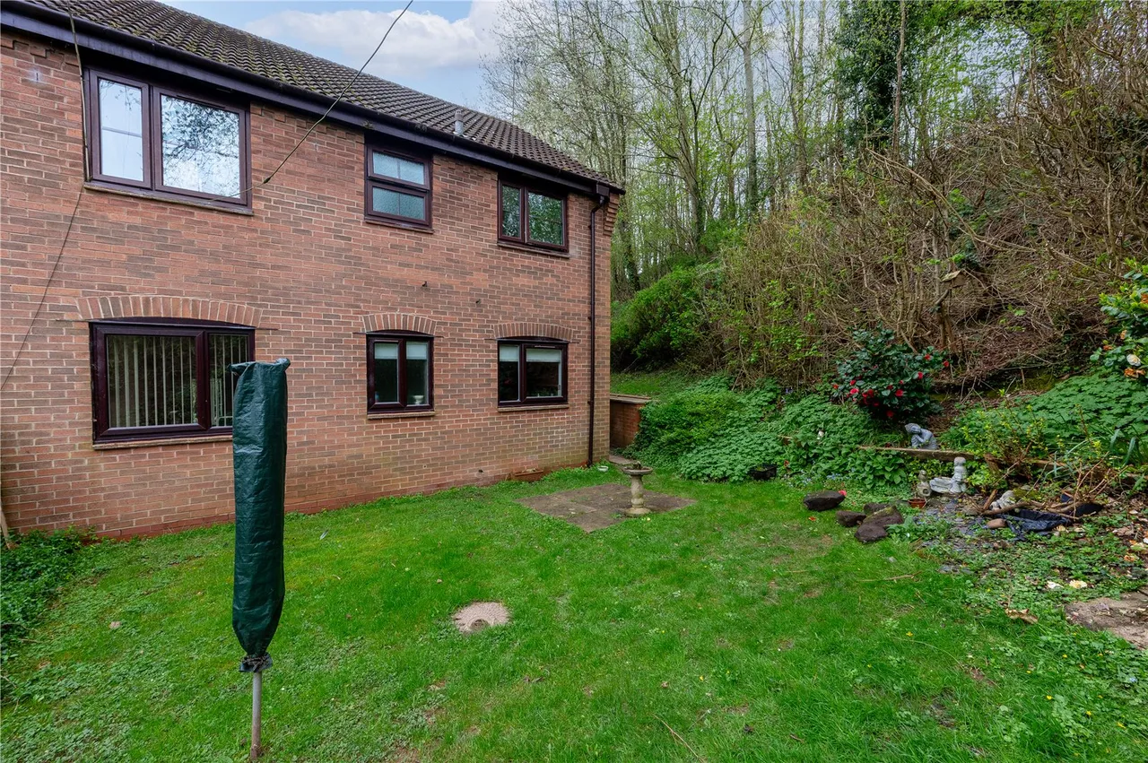Willow Tree Drive, Barnt Green, Birmingham, Worcestershire, B45 8PB, photo 8