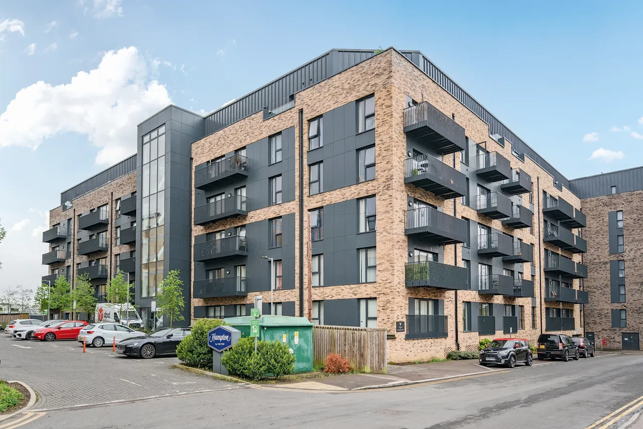 2 bed flat for sale, George Street, Ashford