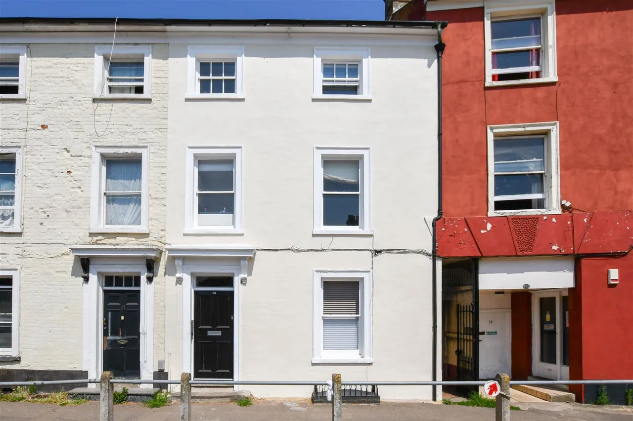 St. Marys Square, Newmarket, CB8, photo 9
