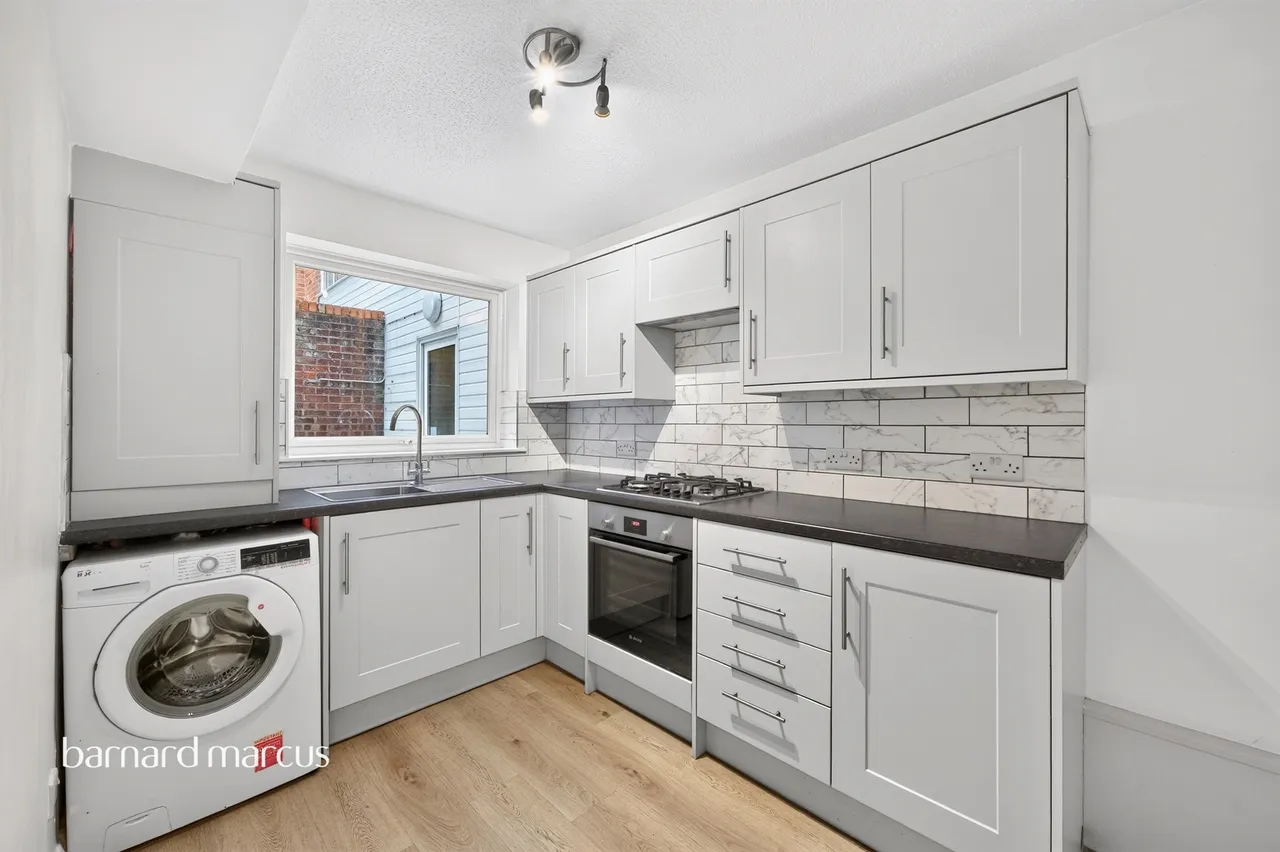 St. James Road, Sutton, SM1, photo 3