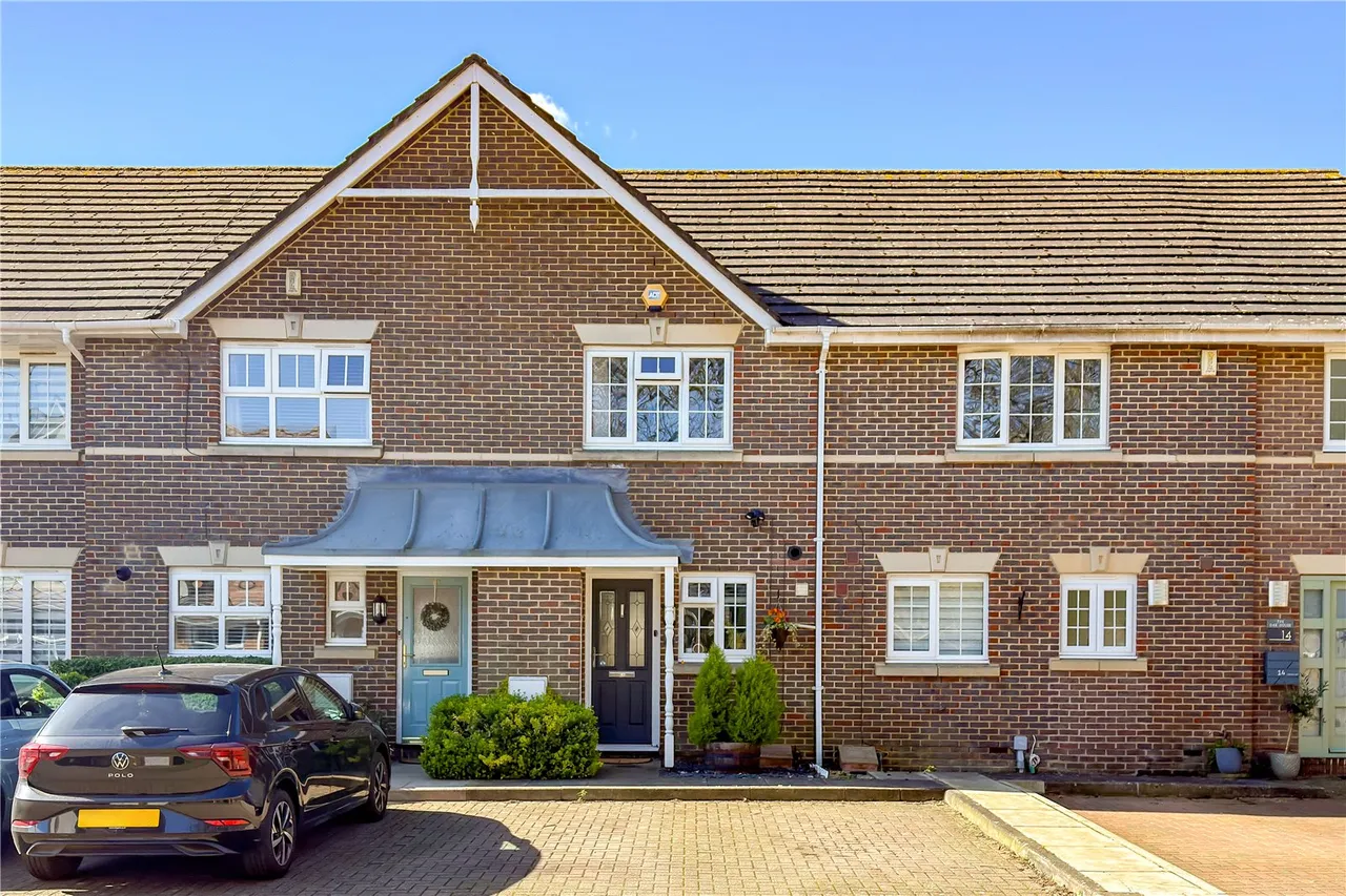 2 bed house for sale — Starlight Way, St Albans, Hertfordshire, AL4 0JP