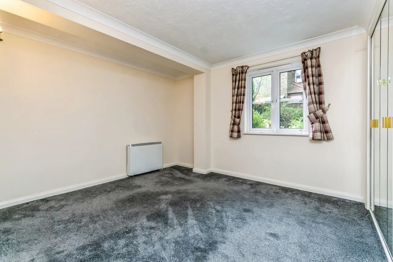 Chaldon Road, Caterham, Surrey, CR3, photo 4