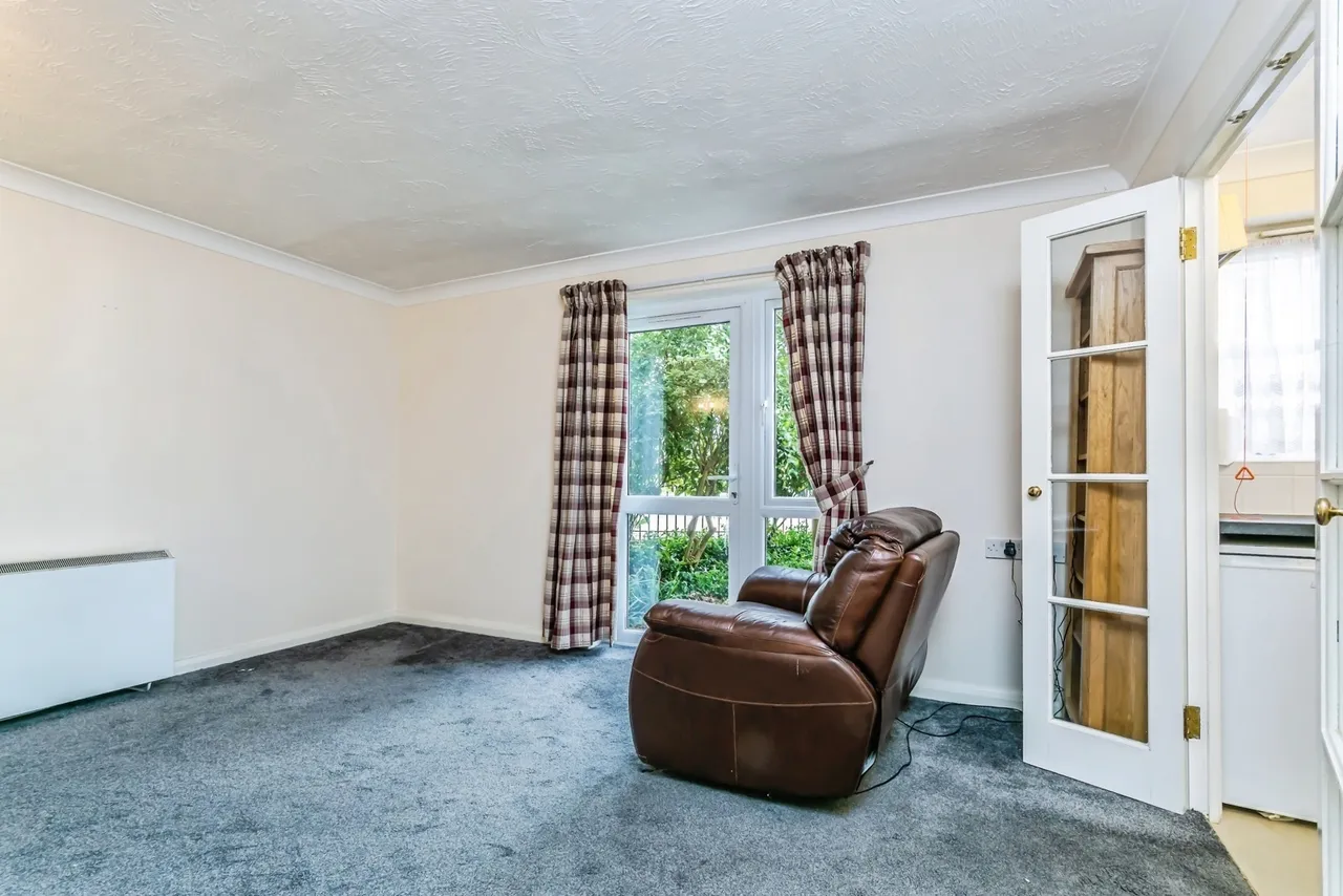 Chaldon Road, Caterham, Surrey, CR3, photo 7