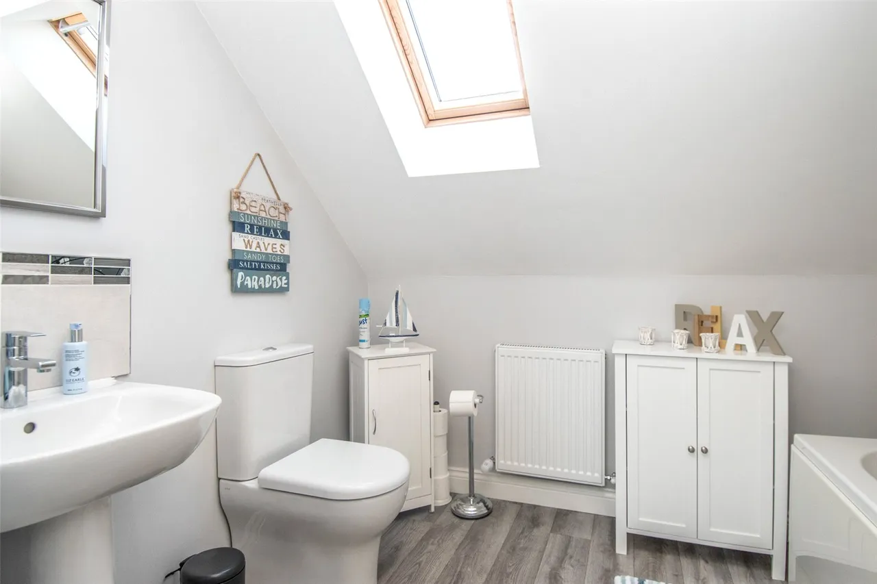 Worcester Road, Stoke Heath, Bromsgrove, Worcestershire, B61 7JA, photo 20