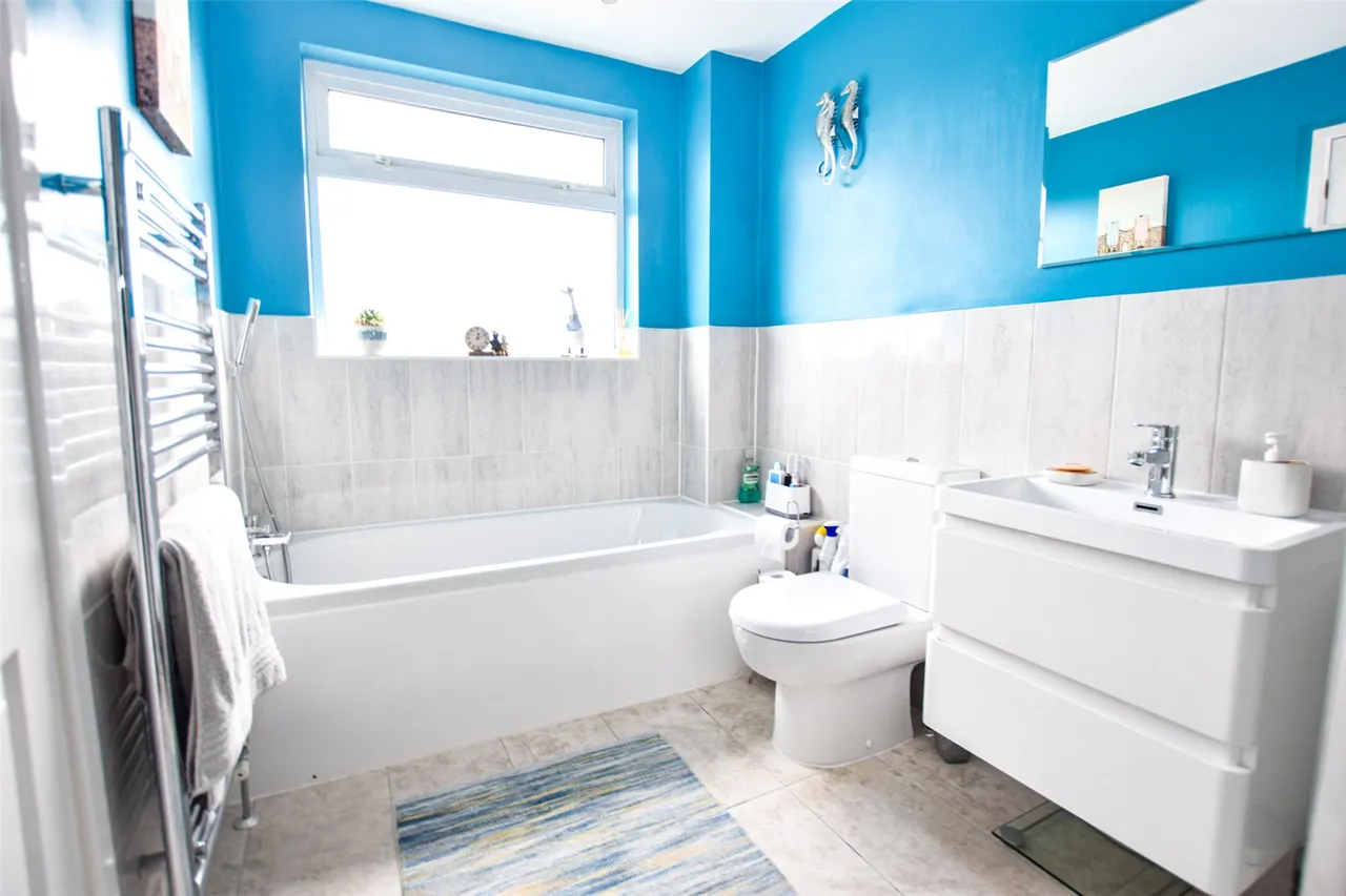 Thames Close, Farnborough, Hampshire, GU14 9ND, photo 12