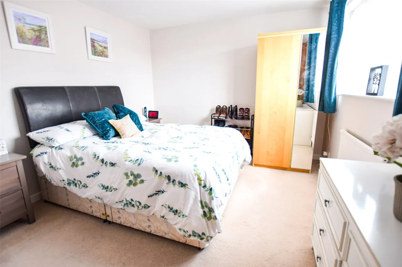 Thames Close, Farnborough, Hampshire, GU14 9ND, photo 7
