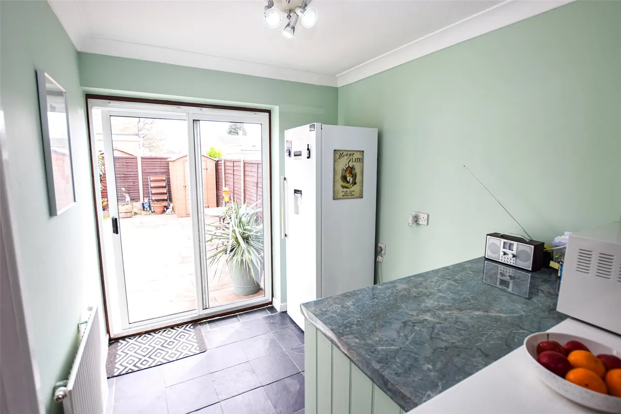 Thames Close, Farnborough, Hampshire, GU14 9ND, photo 6