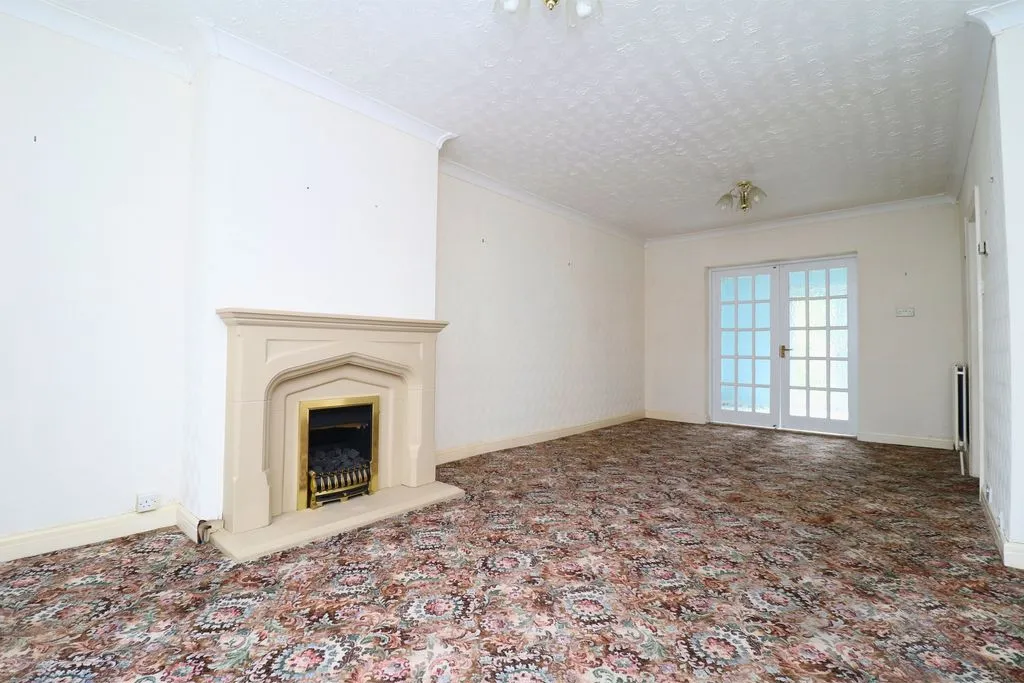 Delves Crescent, Walsall, WS5, photo 3