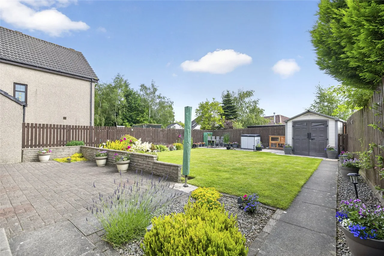 Whin Path, Blackburn, AB21, photo 19