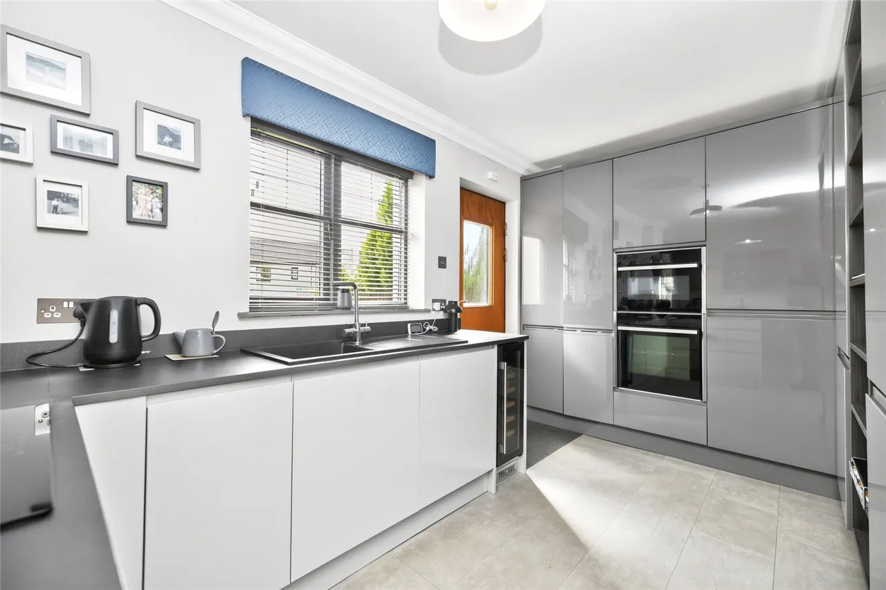 Whin Path, Blackburn, AB21, photo 6
