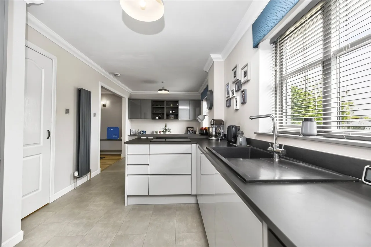 Whin Path, Blackburn, AB21, photo 7