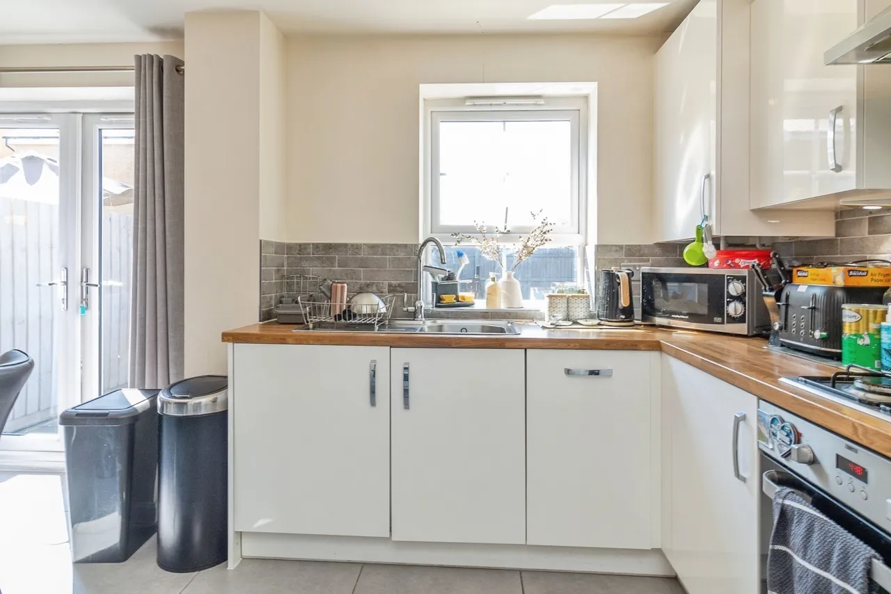 Sheppard Grove, Eagle Farm South, Milton Keynes, Buckinghamshire, MK17, photo 7