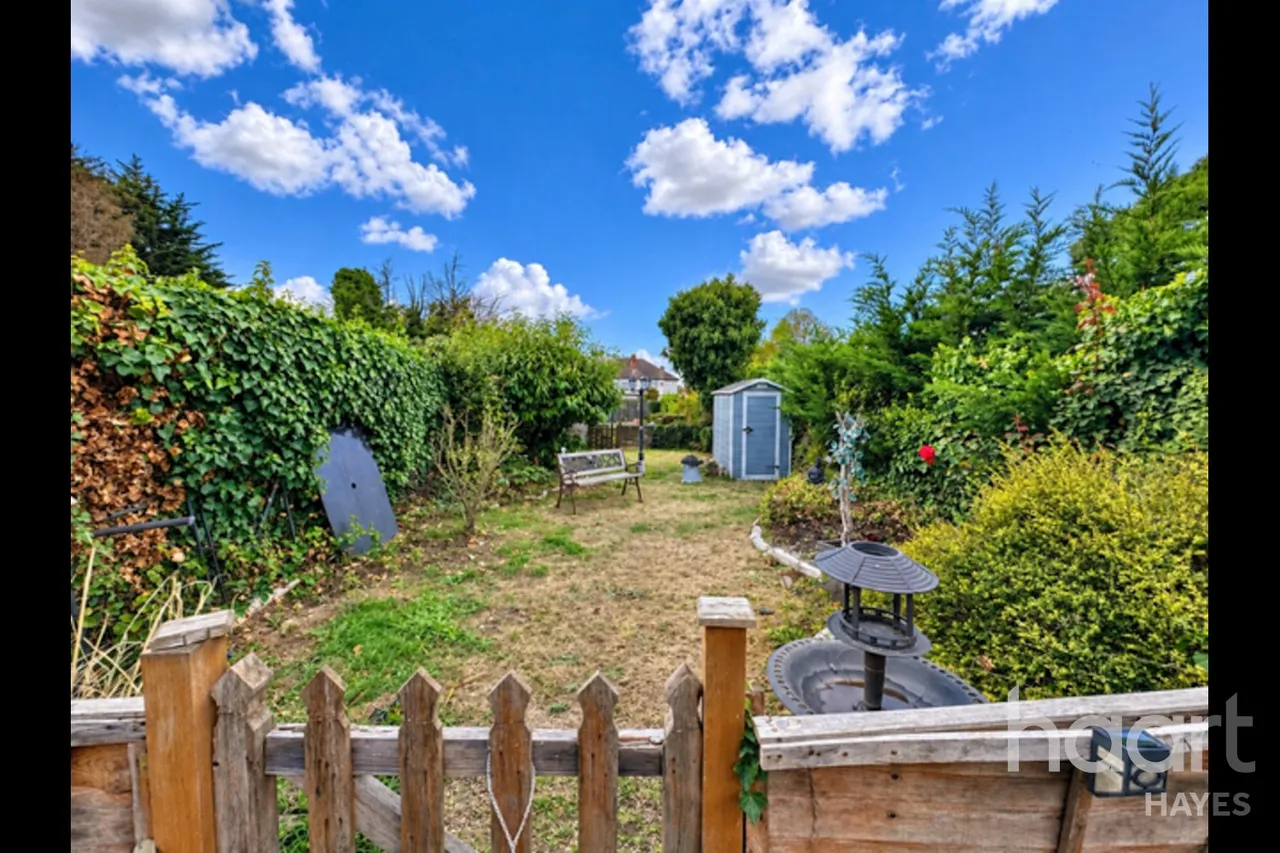 Dawley Road, Hayes, UB3, photo 15