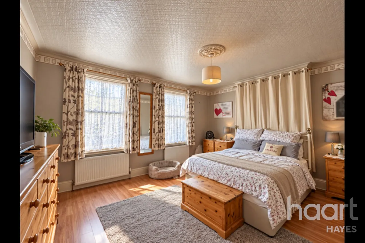 Dawley Road, Hayes, UB3, photo 8