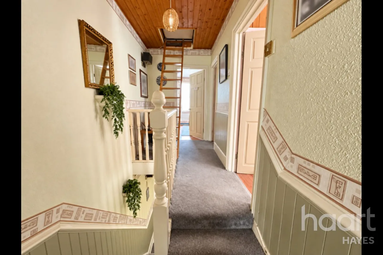 Dawley Road, Hayes, UB3, photo 7