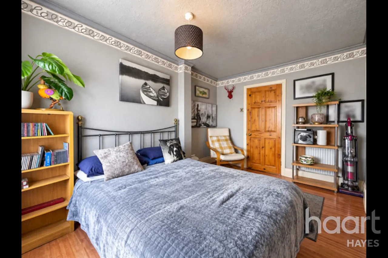 Dawley Road, Hayes, UB3, photo 10