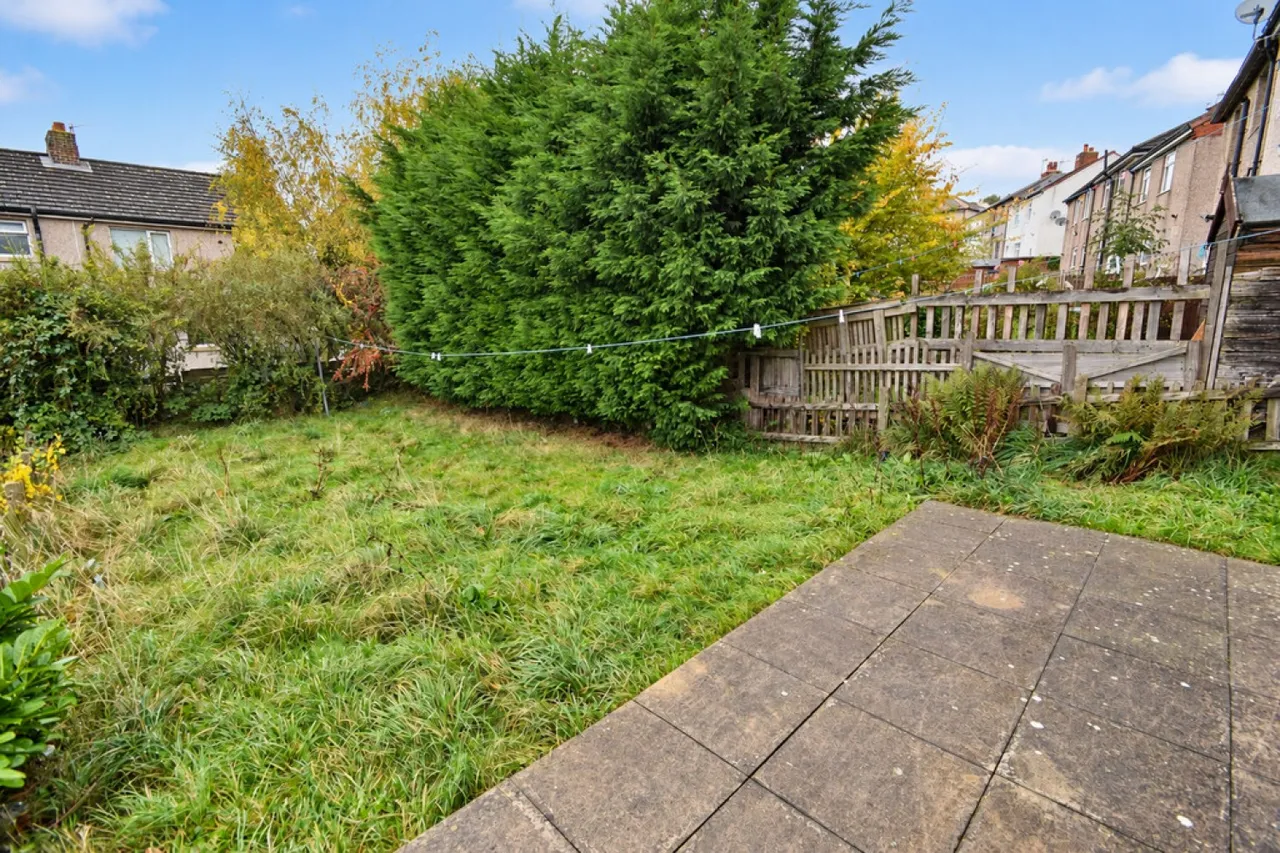 Keighley, BD22, photo 10